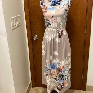 Ladies Floral Maxi Dress size medium